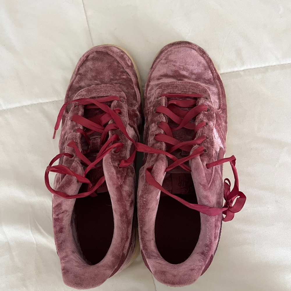 VELVET AIR FORCE ONE - Picture 3 of 5